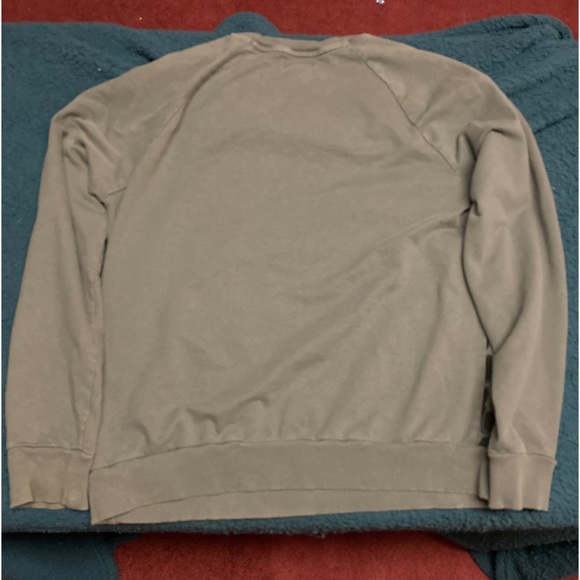 Kenneth Cole Reaction Gray Cheetah Crewneck - Picture 4 of 4